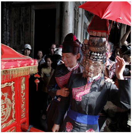 9-2 半月里畲族婚礼（李华玲摄）.jpg