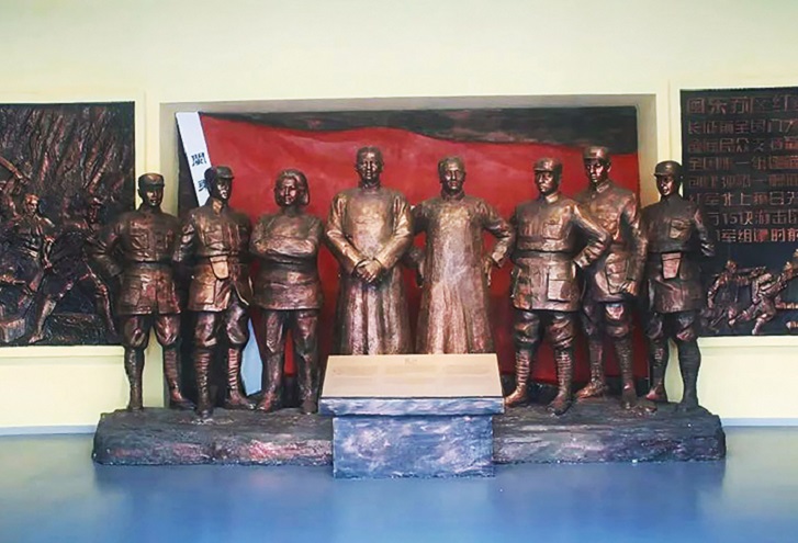 闽东苏区博物馆塑像.jpg